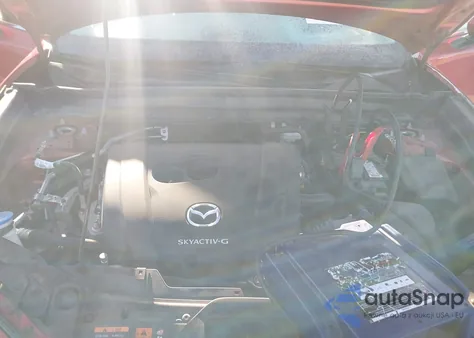 2021 Mazda Cx-30 Premium z USA, uszkodzony, nr VIN 3MVDMADLXMM248855